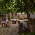 Комплекс Алексов Алексовата Къща Ξενοδοχείο 2*